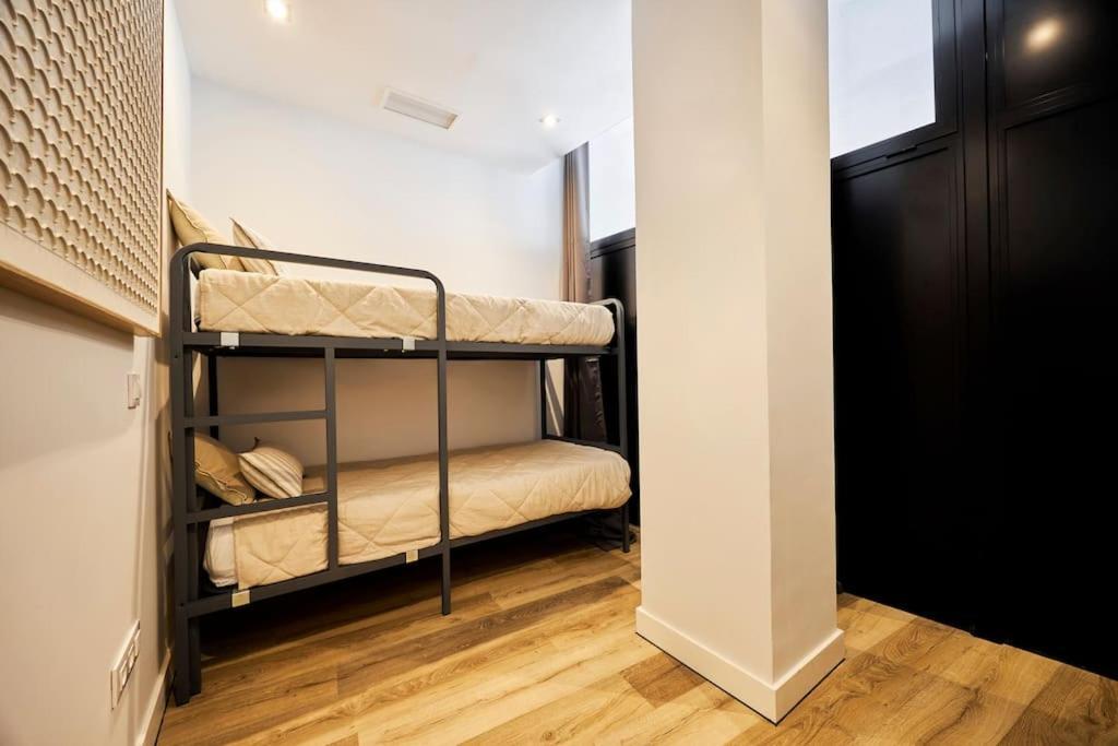 Gran Via Style Apartment Madrid Bagian luar foto