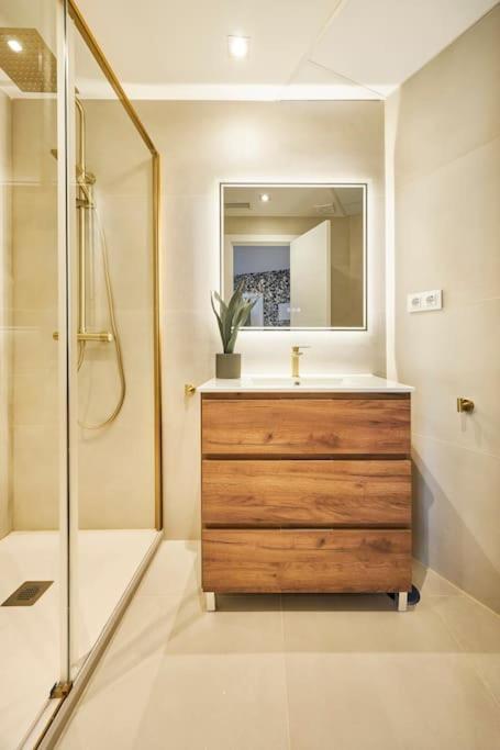 Gran Via Style Apartment Madrid Bagian luar foto